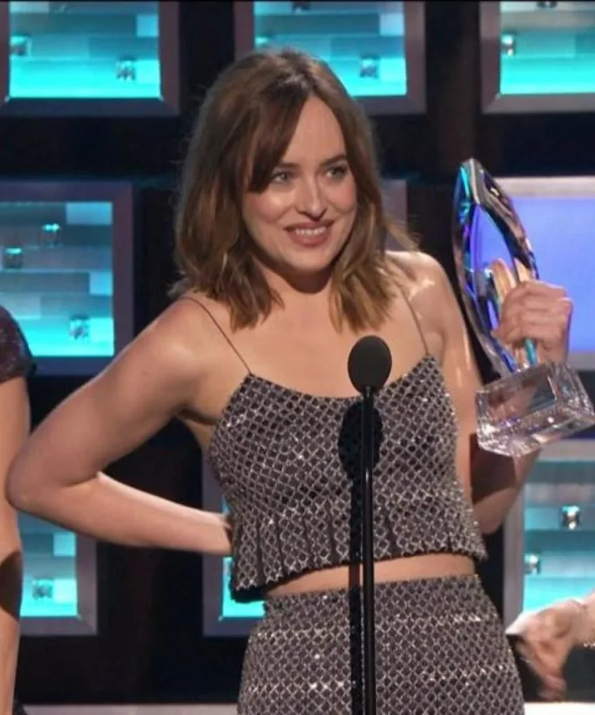 Hollywood Celebrity Had Mishaps on the Red Carpet-Dakota Johnson Nearly Loses Her Shirt Onstage
