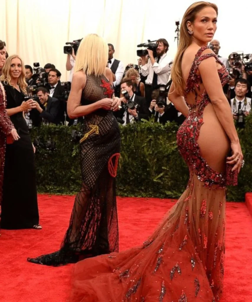 Hollywood Celebrity Had Mishaps on the Red Carpet-Beyoncé Could Hardly Walk