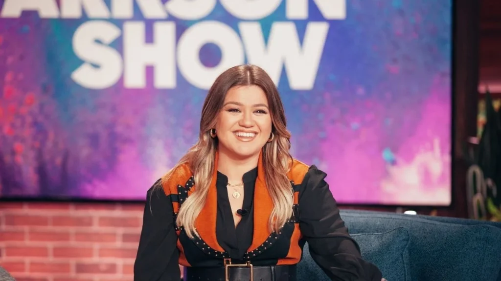 Kelly Clarkson's Net Worth In 2023 Hits a High Note Career-What is Kelly Clarkson's net worth?