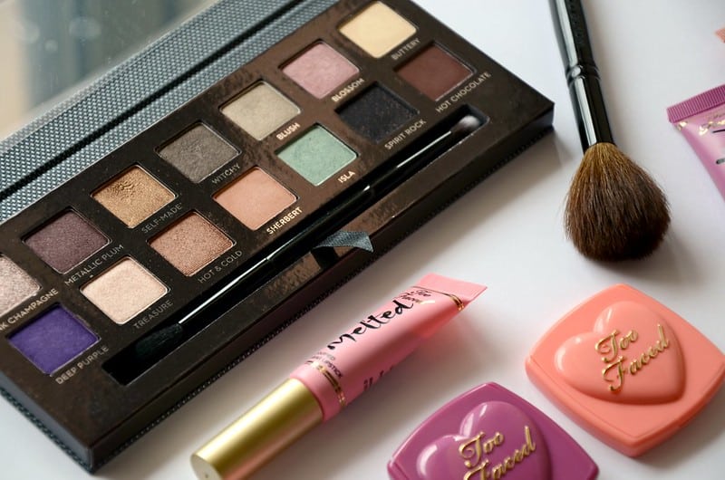How To Choose The Eyeshadow Palette For Yourself.