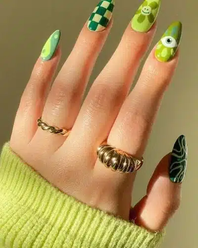 40 Fall Nail Designs Ideas to Make You Swoon-Groovy Green Nails