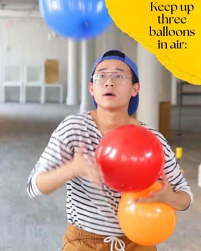 20 Christmas Minute to Win It Games FOR KIDS AND ADULTS-Keep up three balloons in air: