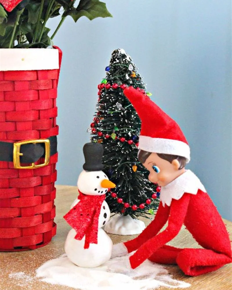 50 Last Minute Elf on the Shelf ideas-Covered in the "Snow":