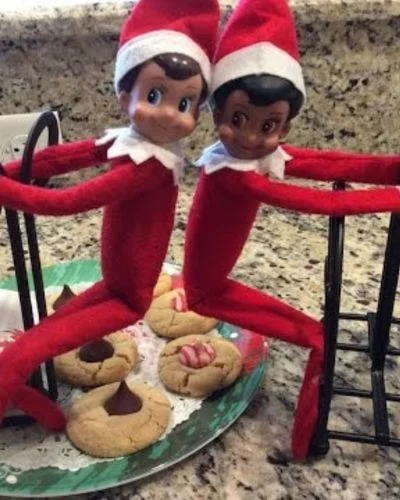 50 Last Minute Elf on the Shelf ideas-Pooping on the rival