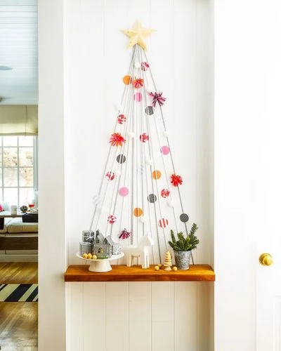 50 Best Christmas Tree Ideas to Impress Guests- Finished Farmhouse Tree