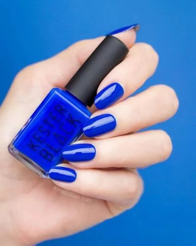40 Fall Nail Designs Ideas to Make You Swoon-Electric Blue Nails