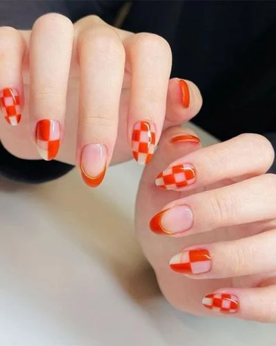40 Fall Nail Designs Ideas to Make You Swoon-Checkered Nails