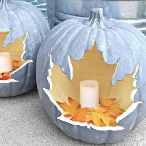 50 Best pumpkin carving ideas for Halloween and What type of pumpkin is used for Halloween?-Leaf Lantern