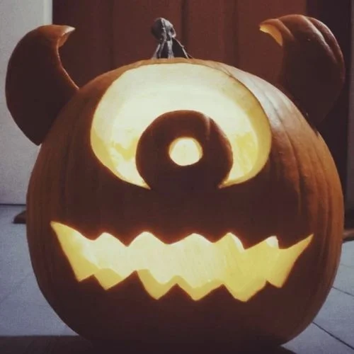 50 Best pumpkin carving ideas for Halloween and What type of pumpkin is used for Halloween?-Monsters Inc.