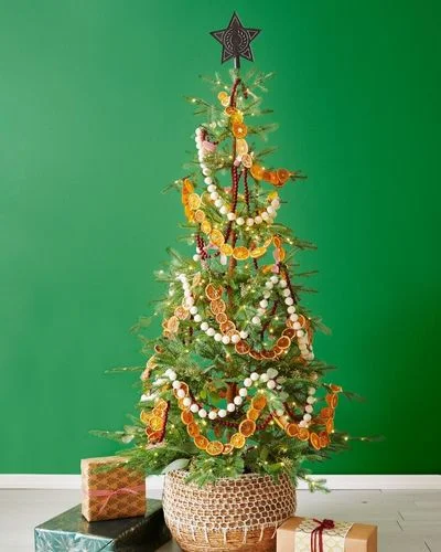 50 Best Christmas Tree Ideas to Impress Guests