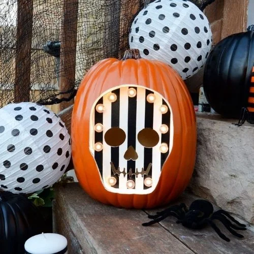 50 Best pumpkin carving ideas for Halloween and What type of pumpkin is used for Halloween?-Skeleton Marquee