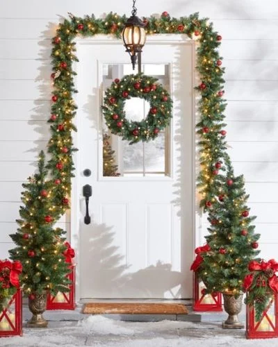 50 DIY Merry Christmas Sign & Decorations Ideas-Christmas Sign Door Wreaths