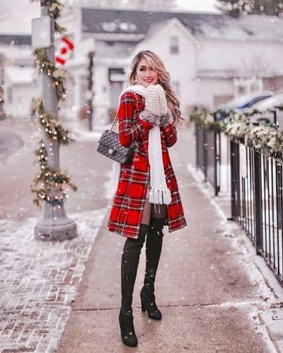 40 Christmas Outfits Ideas that Make You Look to be an Extra-A Red Coat + Patterned Tights