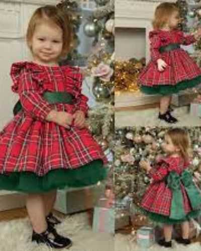 40 Christmas Outfits Ideas that Make You Look to be an Extra-Plaid and Tulle