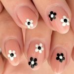 40+ Chic and Stylish Short Nail Designs for a Trendy Look
