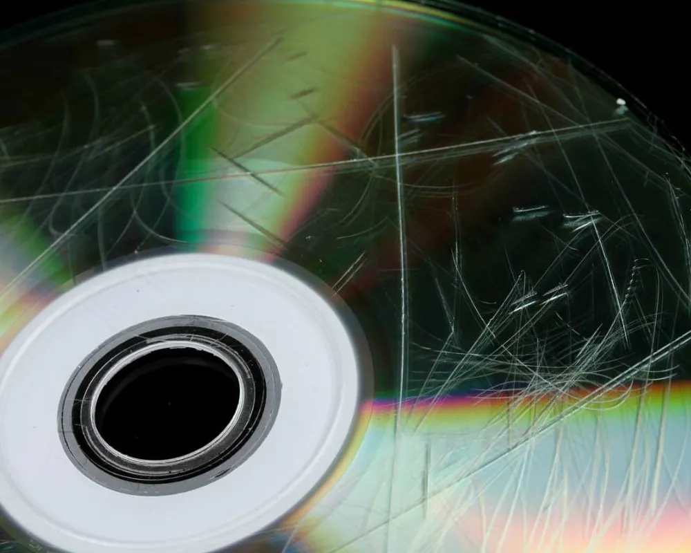fix scratched dvds with vaseline