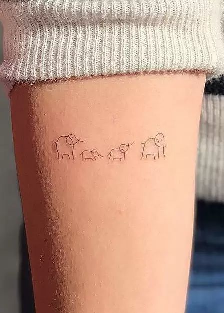 25 Cute Minimal Tattoo Ideas