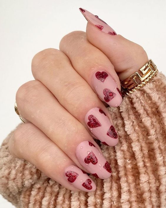 Short Nails Are the Hottest Trend of the Season