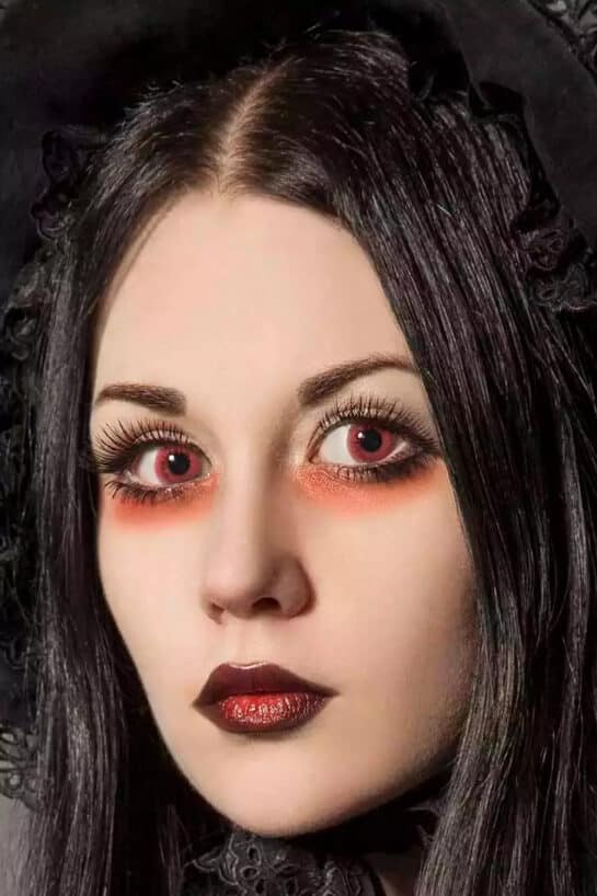 20 Vampire Makeup Ideas For Your Bewitching Look