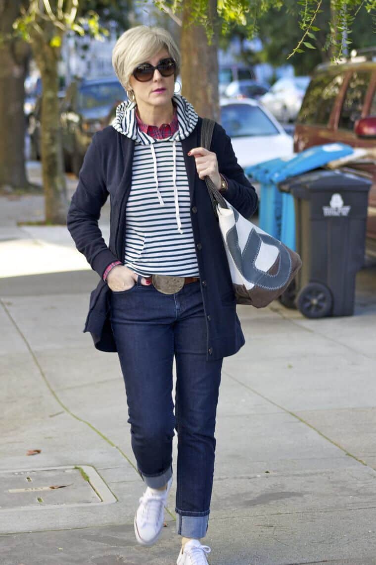 How to Identify Age-Related Fashion Trends